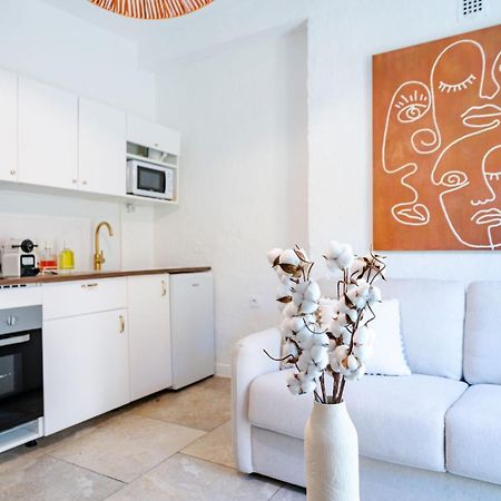 Charmant Appartement 2P Au Coeur Du Vieux ニース エクステリア 写真
